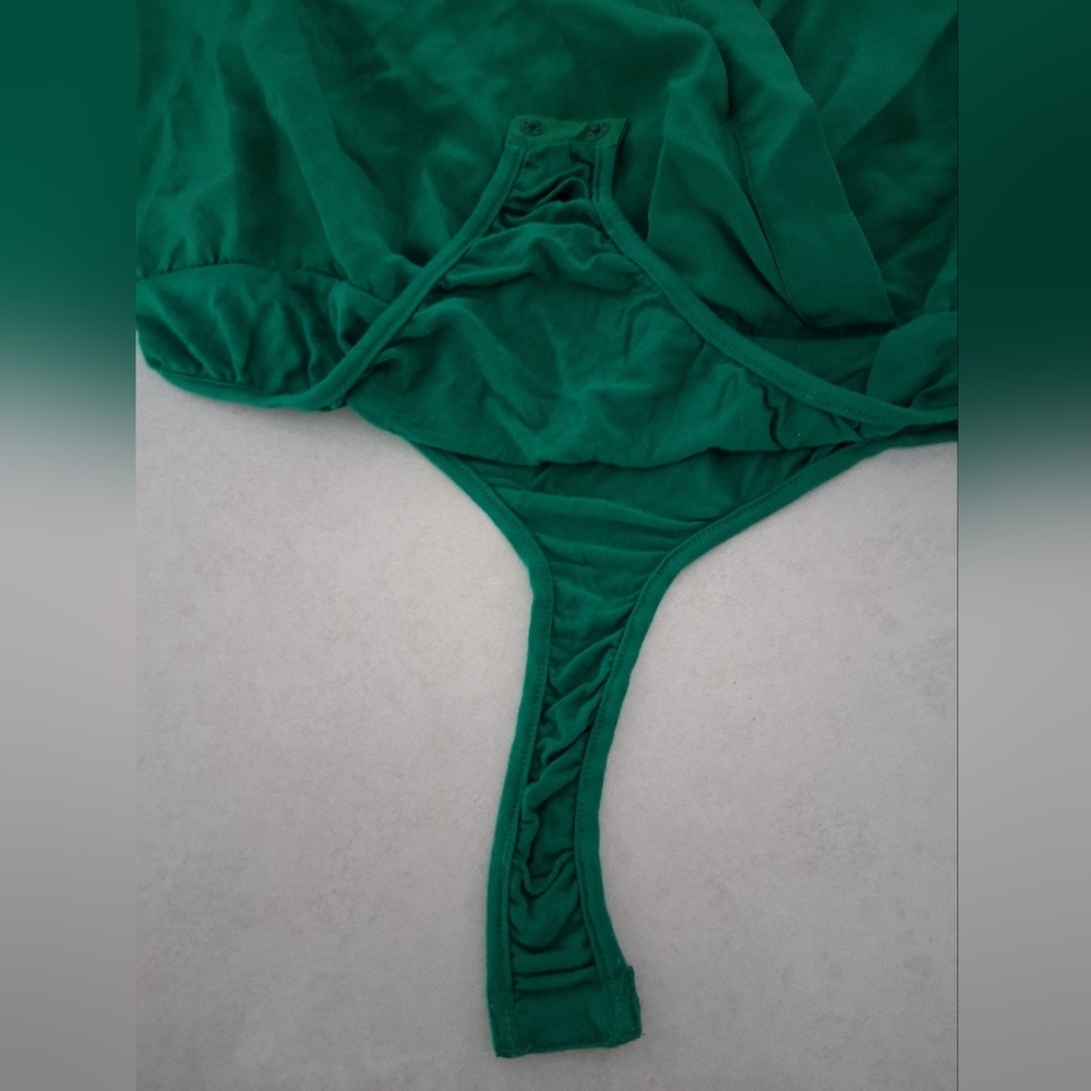 Guess By Marciano/ Vibrant Green Bodysuit Top/ Size US M - Picture 9 of 17
